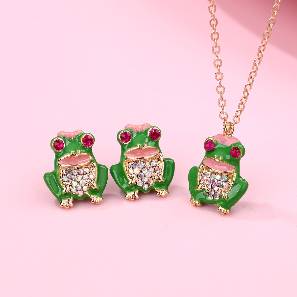 Retro Green Frog Necklace Earring Set