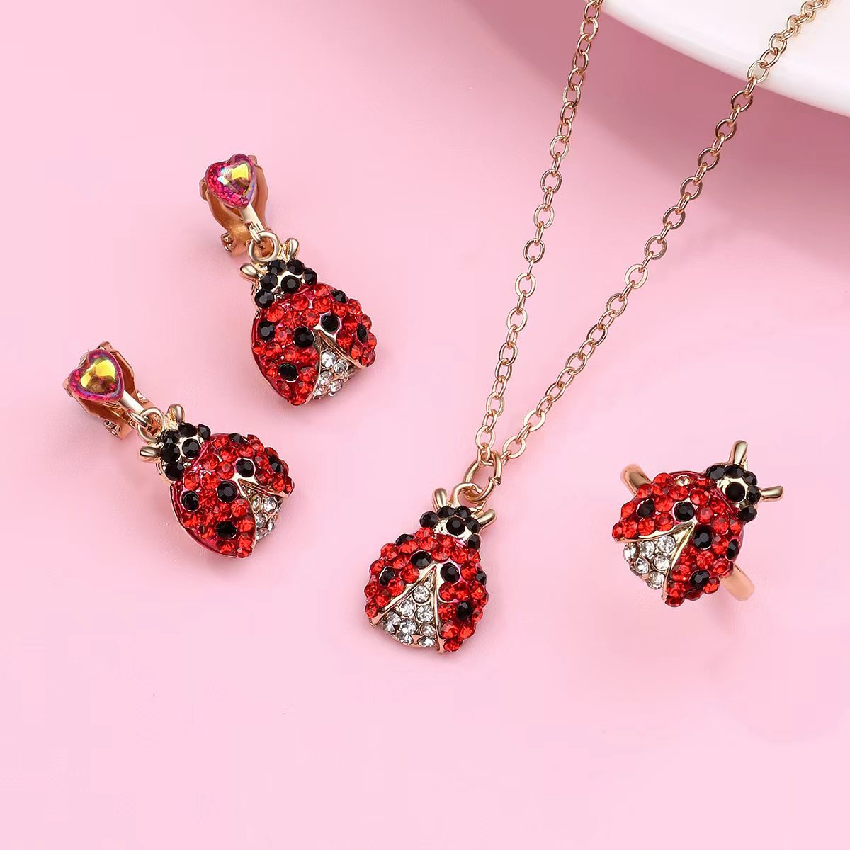 Sweet Beetle Drop Oil Necklace Set